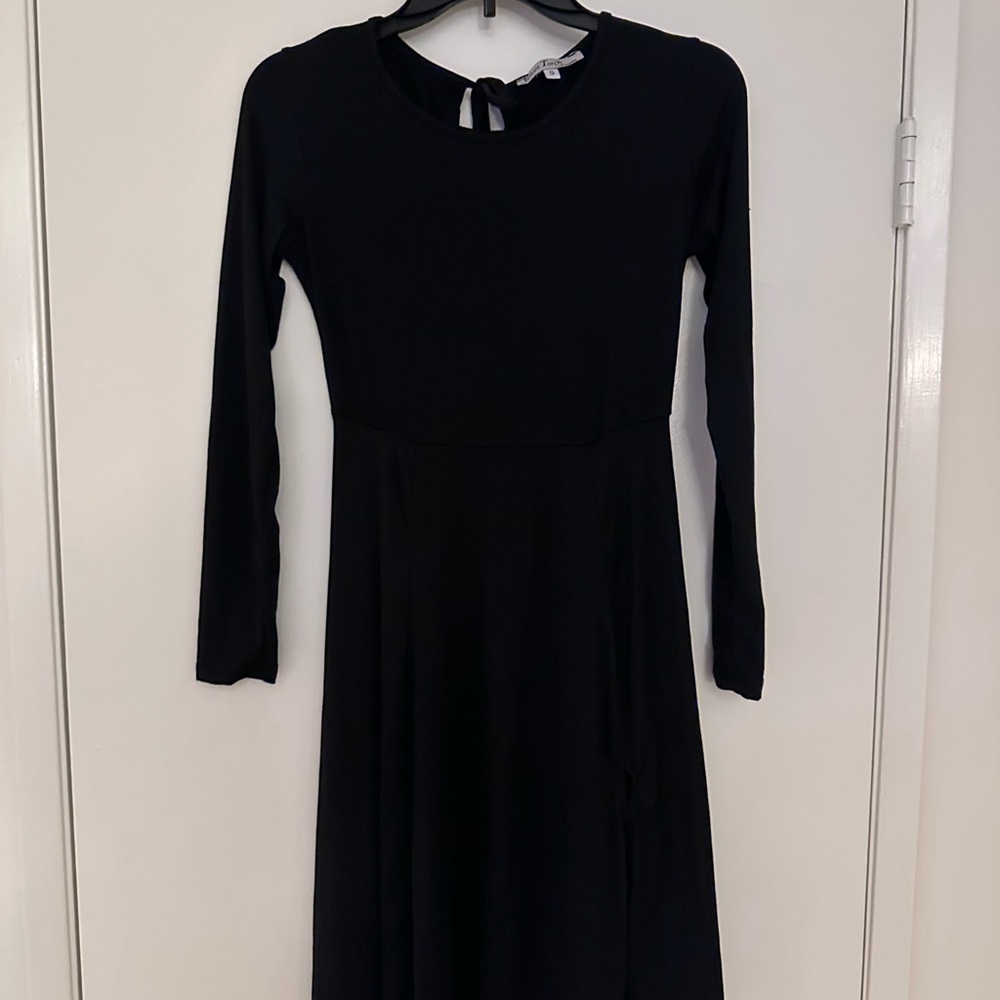 Elegant Black Long Sleeve Dress